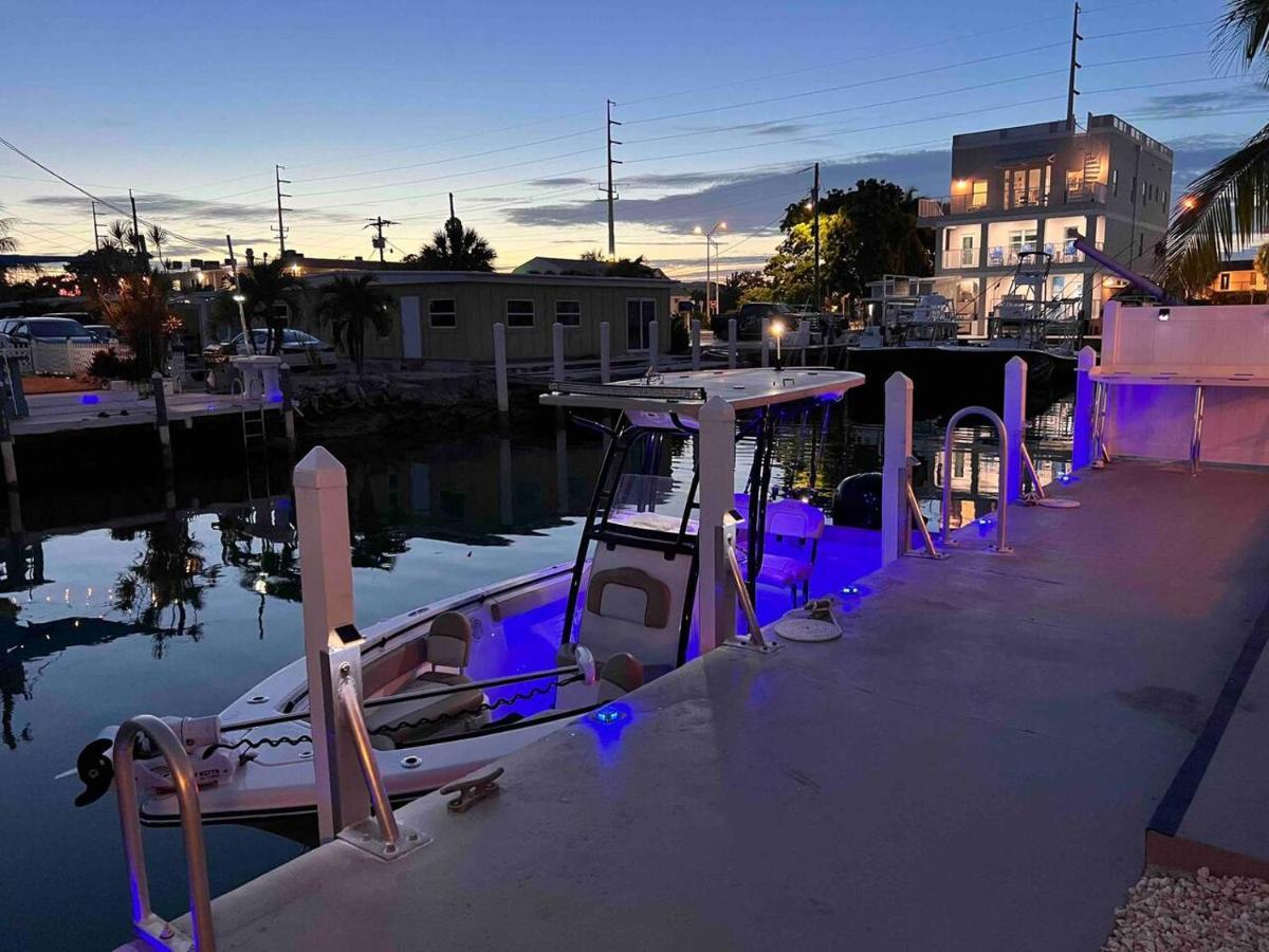 Casa Blue Pelican. マラソン エクステリア 写真