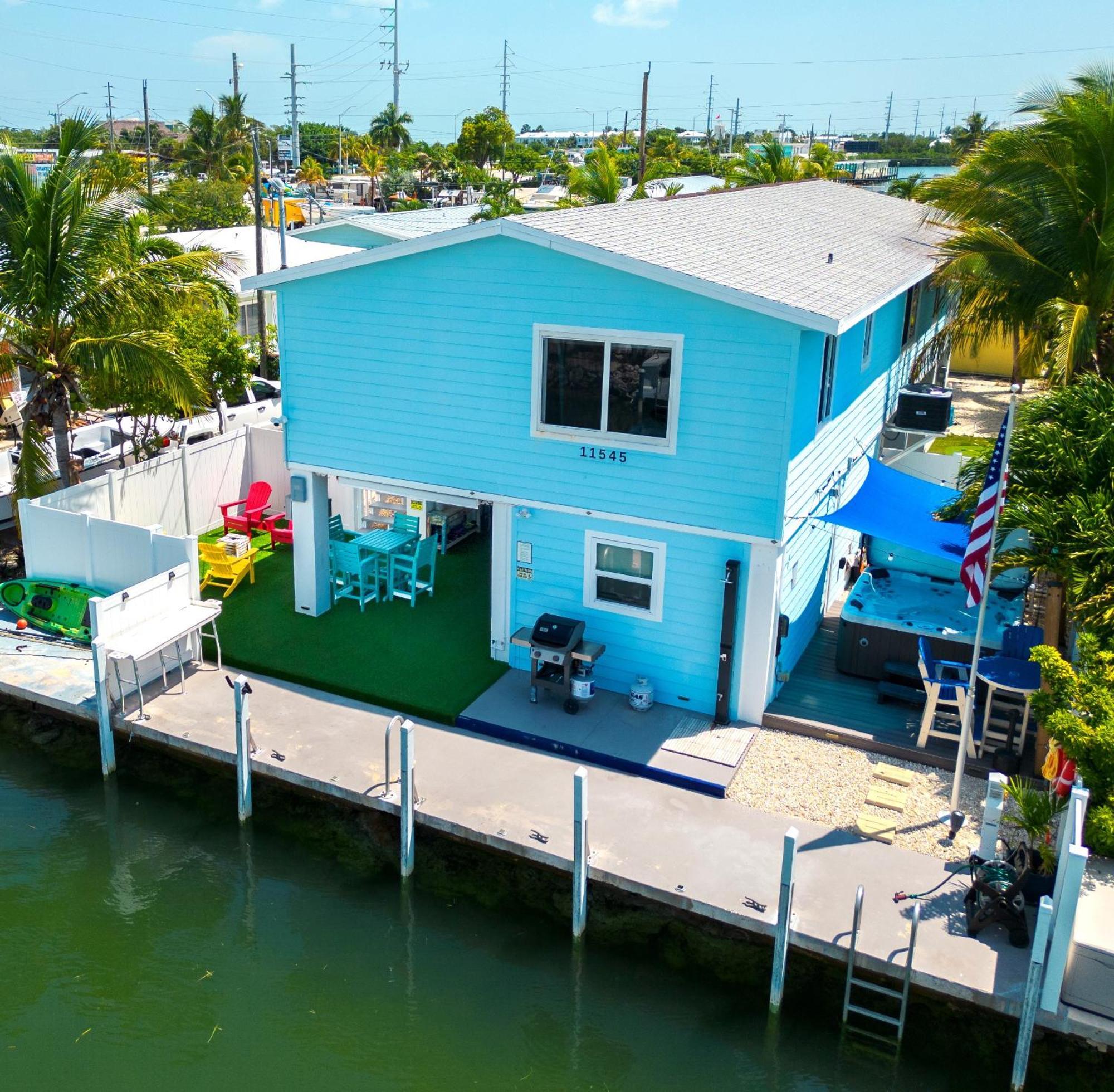 Casa Blue Pelican. マラソン エクステリア 写真